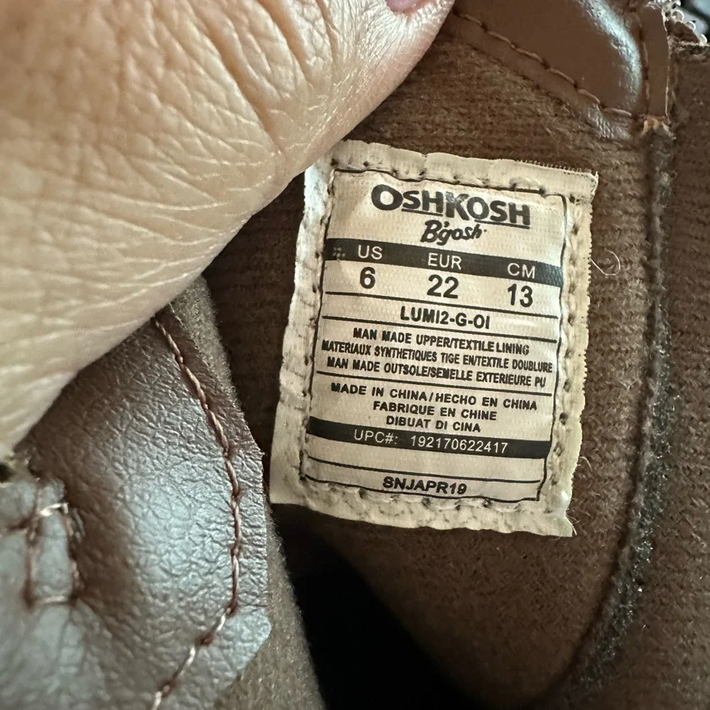 Oshkosh girls brown boots size 6